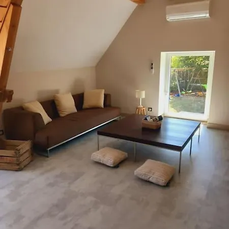 La Grange De Baffol Hébergement de vacances Saint-Chamarand